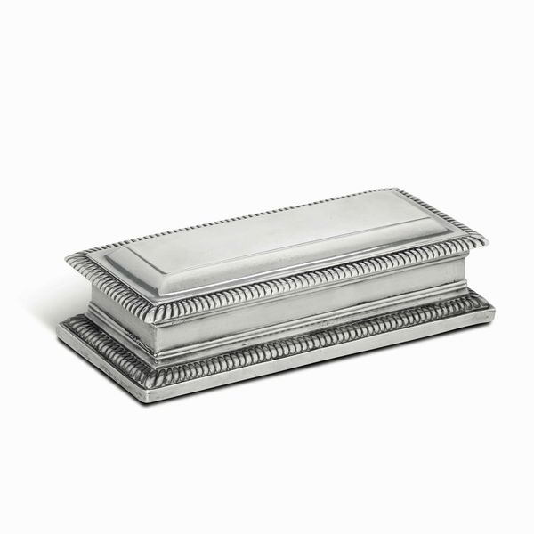 Scatola. Argento fuso e sbalzato. Venezia secondamet� del XVIII secolo. Saggiatore ZC con torre  - Asta Argenti del XX secolo - Associazione Nazionale - Case d'Asta italiane