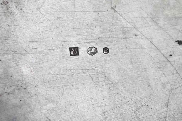 Importante servizio da t� e caff�. Argento fuso, sagomato, traforato e cesellato. Olanda 1913  - Asta Argenti del XX secolo - Associazione Nazionale - Case d'Asta italiane