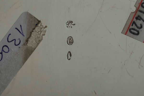 Boccale. Argento fuso, sagomato e cesellato. Argenteria artistica milanese del XX secolo. Argentiere Luigi Genazzi  - Asta Argenti del XX secolo - Associazione Nazionale - Case d'Asta italiane