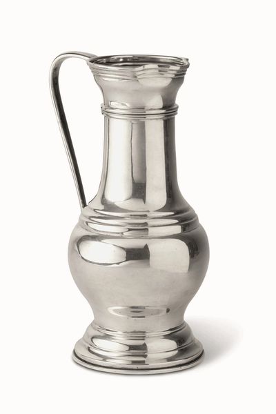 Brocca. Argento fuso, sagomato e sbalzato. Argenteria artistica fiorentina del XX secolo. Argentiere Brandimarte  - Asta Argenti del XX secolo - Associazione Nazionale - Case d'Asta italiane