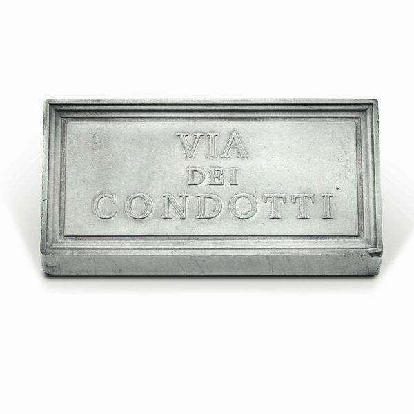 Fermacarte. Argento 999 fuso e modellato. Maison Federico Buccellati, XX secolo  - Asta Argenti del XX secolo - Associazione Nazionale - Case d'Asta italiane