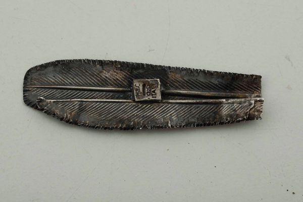 Composizione con tre volatili su base in legno. Argento 925. Argenteria artistica del XX-XXI secolo. Marchio M.Buccellati Italy  - Asta Argenti del XX secolo - Associazione Nazionale - Case d'Asta italiane