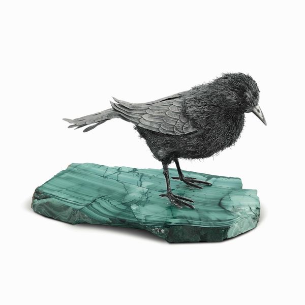 Volatile. Argento su base in malachite. Argenteria artistica italiana del XX-XXI secolo. Firma Mario Buccellati su etichetta a scudo in argento  - Asta Argenti del XX secolo - Associazione Nazionale - Case d'Asta italiane