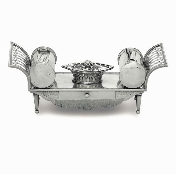 Calamaio. Argento fuso, sbalzato e traforato. Madrid XVIII-XIX secolo  - Asta Argenti del XX secolo - Associazione Nazionale - Case d'Asta italiane