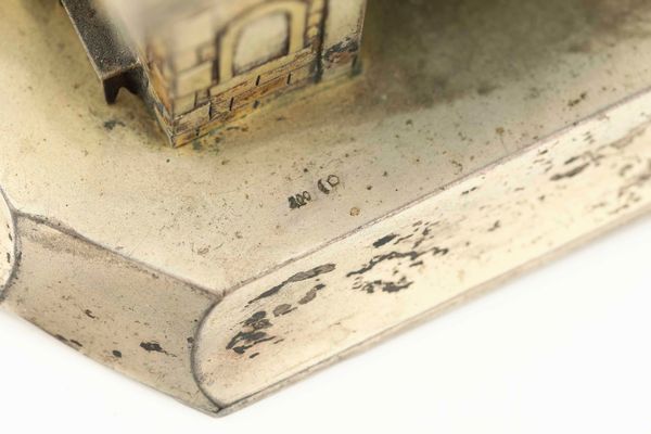 Coppa a modello di torrione. Argento fuso, sbalzato, cesellato e dorato. Argenteria artistica tedesca del XIX-XX secolo  - Asta Argenti del XX secolo - Associazione Nazionale - Case d'Asta italiane