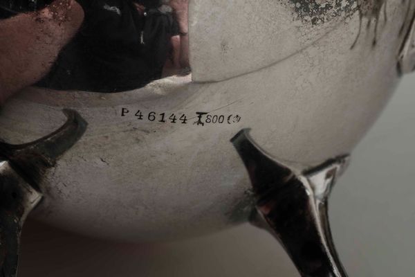 Servizio da t�. Argento fuso, sagomato e cesellato. Germania XIX-XX secolo  - Asta Argenti del XX secolo - Associazione Nazionale - Case d'Asta italiane