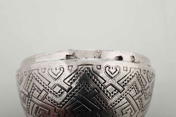 Portauovo. Argento fuso, sbalzato e cesellato. Russia (Mosca?) XIX-XX secolo  - Asta Argenti del XX secolo - Associazione Nazionale - Case d'Asta italiane