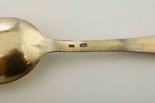 Dieci cucchiaini. Argento vermeille e smalti colorati. Russia met� del XX secolo  - Asta Argenti del XX secolo - Associazione Nazionale - Case d'Asta italiane