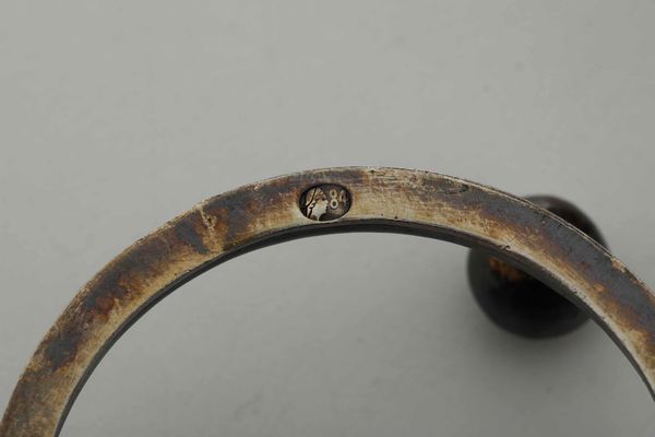 Scatola a forma di uovo. Argento con smalti colorati.Manifattura russa del XX secolo  - Asta Argenti del XX secolo - Associazione Nazionale - Case d'Asta italiane