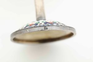 Porta tovaglioli e porta uovo. Argento e smalti colorati. Manifattura russa del XX secolo  - Asta Argenti del XX secolo - Associazione Nazionale - Case d'Asta italiane