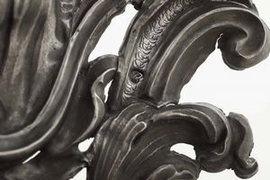 Acquasantiera con raffigurazione di San Luigi Gonzaga. Argento sbalzato, traforato e cesellato. Genova, bollo della �Torretta� per l�anno (1)762  - Asta Argenti del XX secolo - Associazione Nazionale - Case d'Asta italiane