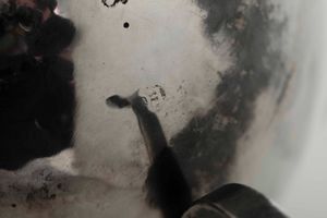 Caffettiera e zuccheriera. Argento fuso, sbalzato e cesellato. Argenteria neoclassica del XIX secolo (Veneto?). Argentiere F.C.  - Asta Argenti del XX secolo - Associazione Nazionale - Case d'Asta italiane