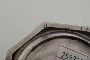 Bugia. Argento fuso, sbalzato e cesellato. Roma seconda met� del XVIII secolo. Marchio dell�argentiere consunto di difficile lettura  - Asta Argenti del XX secolo - Associazione Nazionale - Case d'Asta italiane