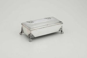 Calamaio. Argento fuso, sagomato e inciso. Marchio della citt� di Londra per l�anno 1906 e dell�argentiere (non identificato)  - Asta Argenti del XX secolo - Associazione Nazionale - Case d'Asta italiane