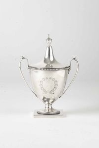 Zuccheriera. Argento 925 fuso, sbalzato e inciso. Gorham, USA XIX-XX secolo  - Asta Argenti del XX secolo - Associazione Nazionale - Case d'Asta italiane