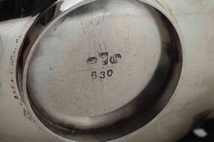 Cestino. Argento sterling fuso, sbalzato e cesellato. Gorham USA, XX secolo  - Asta Argenti del XX secolo - Associazione Nazionale - Case d'Asta italiane