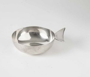 Ciotola. Argento fuso e sagomato. Argenteria milanese del XX secolo. Argenteria Cristofle S.p.A.	  - Asta Argenti del XX secolo - Associazione Nazionale - Case d'Asta italiane