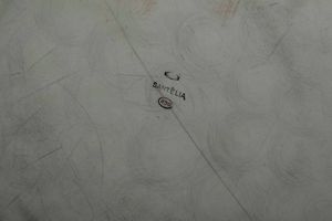 Set di sei piatti. Argento fuso e sagomato. Argenteria artistica milanese del XX secolo. Argentiere Sant�Elia  - Asta Argenti del XX secolo - Associazione Nazionale - Case d'Asta italiane