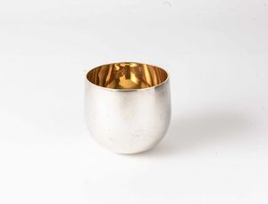 Ciotola. Argento sterling fuso, sbalzato e dorato. Argenteria italiana del XX secolo. Maison Bulgari  - Asta Argenti del XX secolo - Associazione Nazionale - Case d'Asta italiane