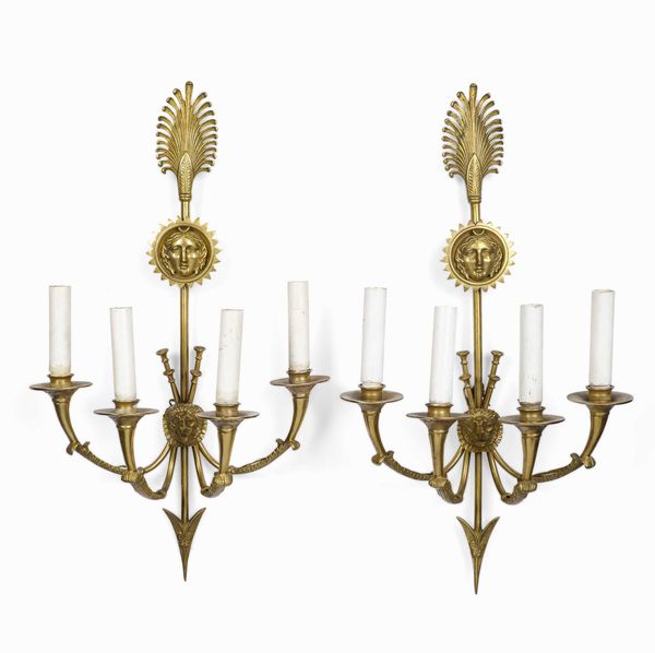 Coppia di appliques a quattro luci in bronzo dorato e cesellato. XVIII-XIX secolo  - Asta Dimore italiane  - Associazione Nazionale - Case d'Asta italiane