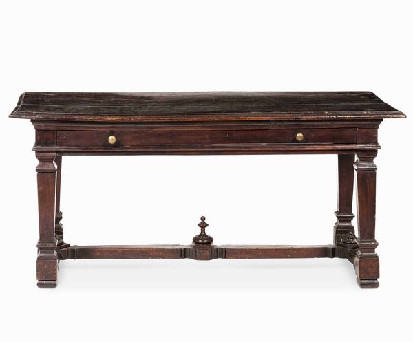 Grande tavolo in noce, XVII-XVIII secolo  - Asta Dimore italiane  - Associazione Nazionale - Case d'Asta italiane