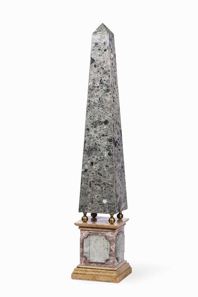 Obelisco in marmo. XIX-XX secolo  - Asta Dimore italiane  - Associazione Nazionale - Case d'Asta italiane