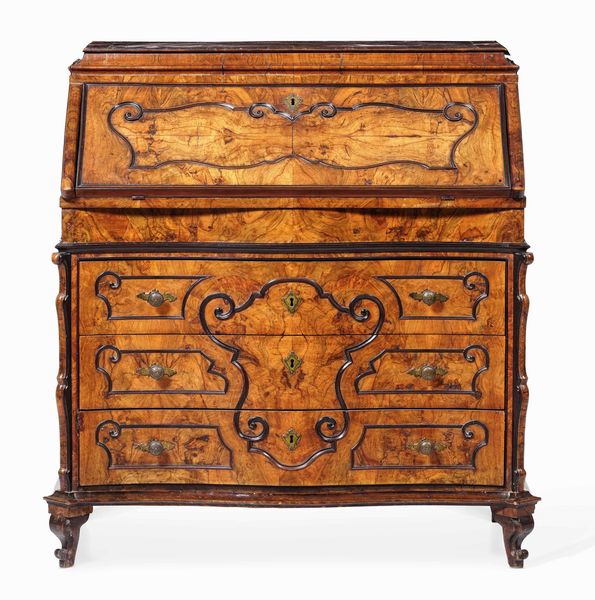 Ribalta lastronata in radica. Lombardia, XVIII secolo  - Asta Dimore italiane  - Associazione Nazionale - Case d'Asta italiane