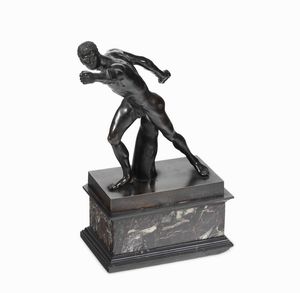 Gladiatore borghese. Bronzo fuso e patinato. Fonditore del XIX-XX secolo  - Asta Dimore italiane  - Associazione Nazionale - Case d'Asta italiane