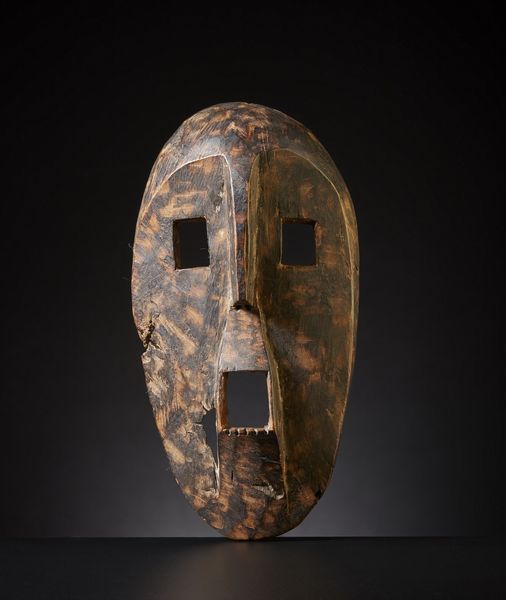 Lese/Bira /Ndaaka (?) - Repubblica Democratica del Congo, Regione Ituri : Maschera.Legno duro a patina scura.Segni d'uso.  - Asta Asta 365 | ARTE AFRICANA, OCEANICA E DELLE AMERICHE - ARTE AFRICANA Tradizionale - Associazione Nazionale - Case d'Asta italiane