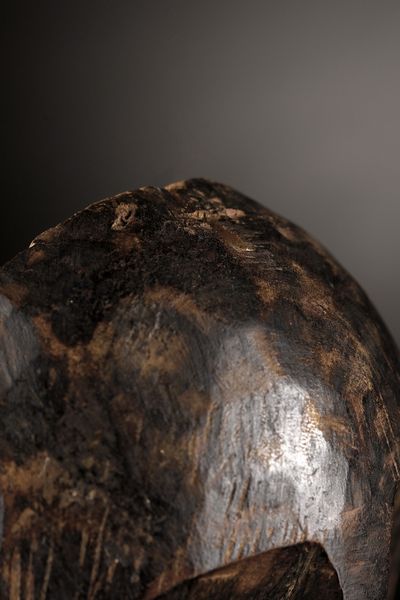 Lese/Bira /Ndaaka (?) - Repubblica Democratica del Congo, Regione Ituri : Maschera.Legno duro a patina scura.Segni d'uso.  - Asta Asta 365 | ARTE AFRICANA, OCEANICA E DELLE AMERICHE - ARTE AFRICANA Tradizionale - Associazione Nazionale - Case d'Asta italiane