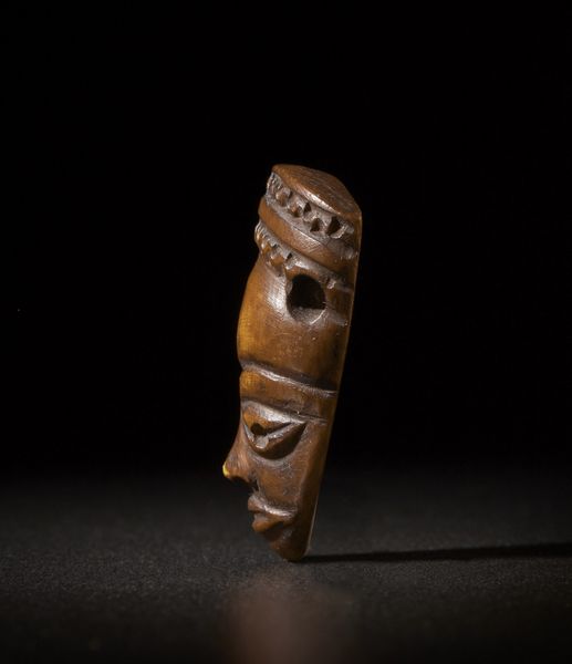 Pende - Repubblica Democratica del Congo : Maschera ciondolo Ikhoko.Avorio.Segni d'uso.  - Asta Asta 365 | ARTE AFRICANA, OCEANICA E DELLE AMERICHE - ARTE AFRICANA Tradizionale - Associazione Nazionale - Case d'Asta italiane