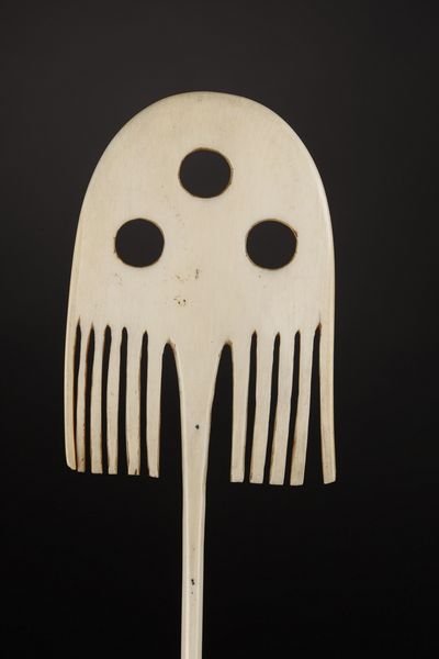 Mangbetu o Zande - Repubblica Democratica del Congo : Spillone per capelli.Avorio.Segni d'uso.  - Asta Asta 365 | ARTE AFRICANA, OCEANICA E DELLE AMERICHE - ARTE AFRICANA Tradizionale - Associazione Nazionale - Case d'Asta italiane