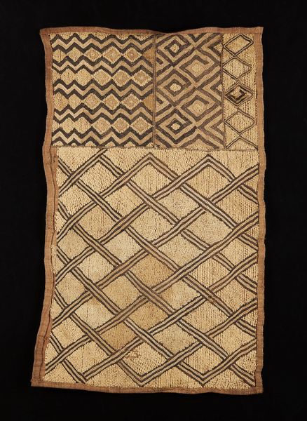 Kuba - Repubblica democratica del Congo : Tessuto rafia o velluto del Kasai.Rafia di palma da cocco e pigmenti.  - Asta Asta 365 | ARTE AFRICANA, OCEANICA E DELLE AMERICHE - ARTE AFRICANA Tradizionale - Associazione Nazionale - Case d'Asta italiane