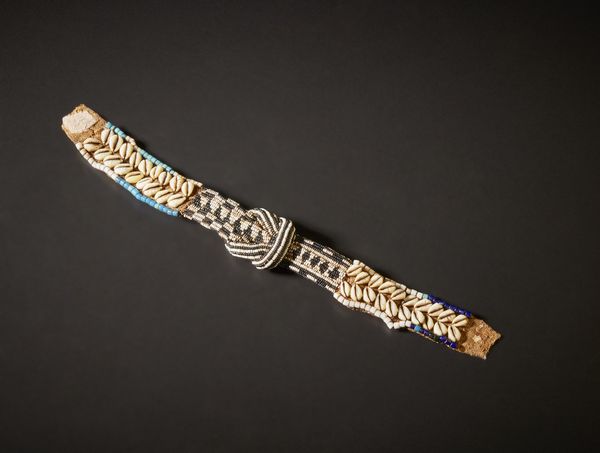 Kuba - Repubblica democratica del Congo : Frammento di cintura.Rafia, perline e conchiglie.Ottimo stato di conservazione.  - Asta Asta 365 | ARTE AFRICANA, OCEANICA E DELLE AMERICHE - ARTE AFRICANA Tradizionale - Associazione Nazionale - Case d'Asta italiane