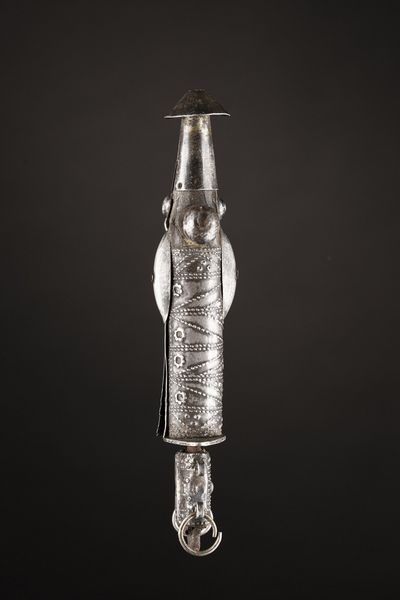 Tuareg - Sahara : Frammento di sella.Ferro, legno, argento e tessuto.Segni d'uso.  - Asta Asta 365 | ARTE AFRICANA, OCEANICA E DELLE AMERICHE - ARTE AFRICANA Tradizionale - Associazione Nazionale - Case d'Asta italiane