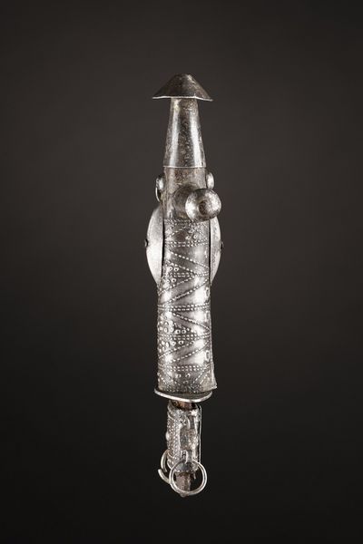 Tuareg - Sahara : Frammento di sella.Ferro, legno, argento e tessuto.Segni d'uso.  - Asta Asta 365 | ARTE AFRICANA, OCEANICA E DELLE AMERICHE - ARTE AFRICANA Tradizionale - Associazione Nazionale - Case d'Asta italiane