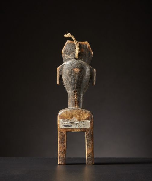 Ligbi, Baule - Costa d'Avorio : Puleggia da telaio.Legno duro a patina scura.Segni d'uso.  - Asta Asta 365 | ARTE AFRICANA, OCEANICA E DELLE AMERICHE - ARTE AFRICANA Tradizionale - Associazione Nazionale - Case d'Asta italiane