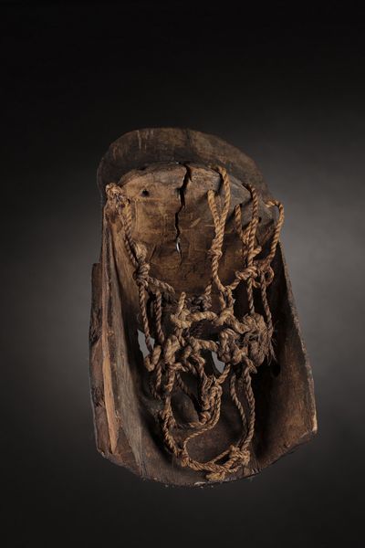 Dogon - Mali : Maschera di scimmia nera.Legno duro a patina scura, bitume e pigmenti, peli animali e fibra.Difetti e segni d'uso.  - Asta Asta 365 | ARTE AFRICANA, OCEANICA E DELLE AMERICHE - ARTE AFRICANA Tradizionale - Associazione Nazionale - Case d'Asta italiane
