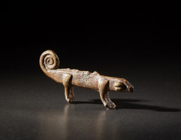 Lobi - Burkina Faso : Piccola scultura a forma di camaleonte.Bronzo.Segni d'uso.  - Asta Asta 365 | ARTE AFRICANA, OCEANICA E DELLE AMERICHE - ARTE AFRICANA Tradizionale - Associazione Nazionale - Case d'Asta italiane