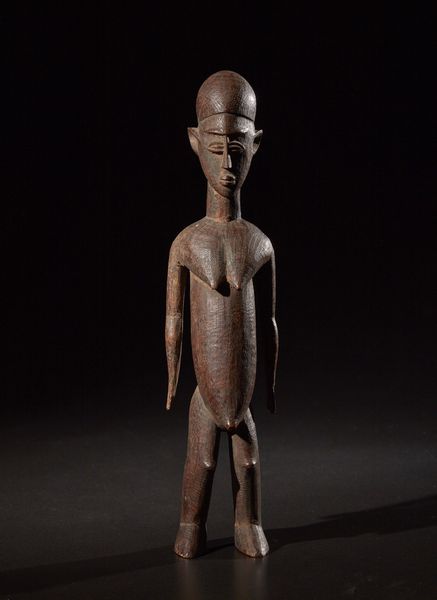 Lobi - Burkina Faso : Figura maschile o Bateba.Legno duro a patina naturale.Segni d'uso.  - Asta Asta 365 | ARTE AFRICANA, OCEANICA E DELLE AMERICHE - ARTE AFRICANA Tradizionale - Associazione Nazionale - Case d'Asta italiane