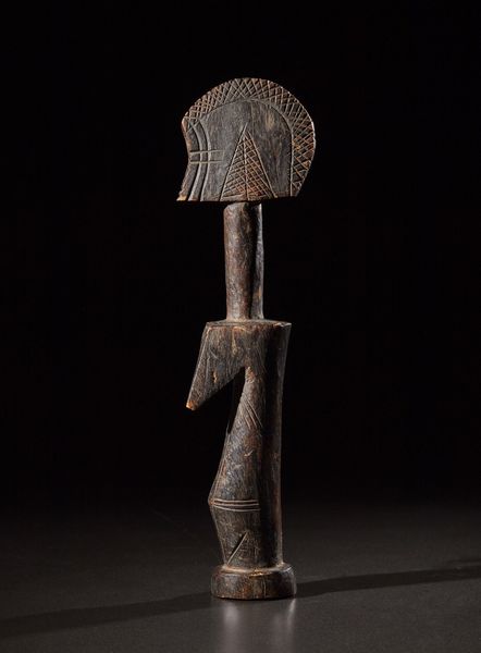 Mossi - Burkina Faso : Bambola di fertilit.Legno duro a patina scura.Segni d'uso.  - Asta Asta 365 | ARTE AFRICANA, OCEANICA E DELLE AMERICHE - ARTE AFRICANA Tradizionale - Associazione Nazionale - Case d'Asta italiane
