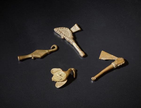 Akan - Ghana e Costa d'Avorio : Lotto composto da 4 pesi per oro.Bronzo.Segni d'uso.  - Asta Asta 365 | ARTE AFRICANA, OCEANICA E DELLE AMERICHE - ARTE AFRICANA Tradizionale - Associazione Nazionale - Case d'Asta italiane