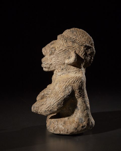 Sao - Chad : Terracotta antropomorfa.Mancanze e restauri.Etichetta di collezione Monti n 3967.  - Asta Asta 365 | ARTE AFRICANA, OCEANICA E DELLE AMERICHE - ARTE AFRICANA Tradizionale - Associazione Nazionale - Case d'Asta italiane