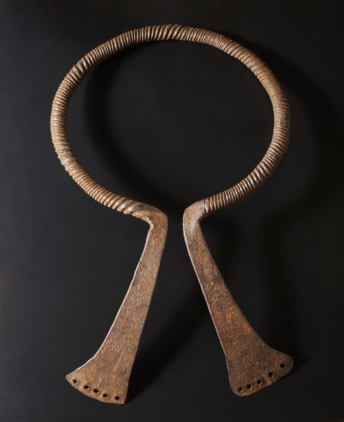 Fali/Tupuri - Camerun, Nigeria : Collana- Moneta.Ferro.Segni d'uso.  - Asta Asta 365 | ARTE AFRICANA, OCEANICA E DELLE AMERICHE - ARTE AFRICANA Tradizionale - Associazione Nazionale - Case d'Asta italiane