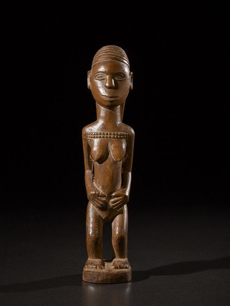 Tabwa - Repubblica Democratica del Congo : Figura femminile.Legno duro a patina lucida.Segni d'uso.  - Asta Asta 365 | ARTE AFRICANA, OCEANICA E DELLE AMERICHE - ARTE AFRICANA Tradizionale - Associazione Nazionale - Case d'Asta italiane