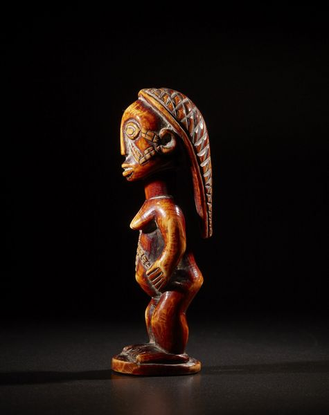 Tabwa - Repubblica Democratica del Congo : Scultura di antenata.Avorio.Segni d'uso.  - Asta Asta 365 | ARTE AFRICANA, OCEANICA E DELLE AMERICHE - ARTE AFRICANA Tradizionale - Associazione Nazionale - Case d'Asta italiane