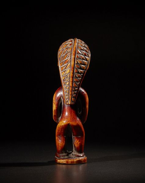 Tabwa - Repubblica Democratica del Congo : Scultura di antenata.Avorio.Segni d'uso.  - Asta Asta 365 | ARTE AFRICANA, OCEANICA E DELLE AMERICHE - ARTE AFRICANA Tradizionale - Associazione Nazionale - Case d'Asta italiane