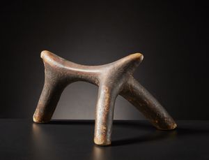 Rendille/Turkana - Kenya : Poggiatesta.Legno.Segni d'uso.  - Asta Asta 365 | ARTE AFRICANA, OCEANICA E DELLE AMERICHE - ARTE AFRICANA Tradizionale - Associazione Nazionale - Case d'Asta italiane