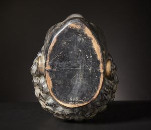 AUTORE NON IDENTIFICATO : Tabacchiera.Francia,  fine  '800.Terracotta e pigmenti.Piccoli difetti.  - Asta Asta 365 | ARTE AFRICANA, OCEANICA E DELLE AMERICHE - ARTE AFRICANA Tradizionale - Associazione Nazionale - Case d'Asta italiane