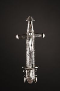 Tuareg - Sahara : Frammento di sella.Ferro, legno, argento e tessuto.Segni d'uso.  - Asta Asta 365 | ARTE AFRICANA, OCEANICA E DELLE AMERICHE - ARTE AFRICANA Tradizionale - Associazione Nazionale - Case d'Asta italiane